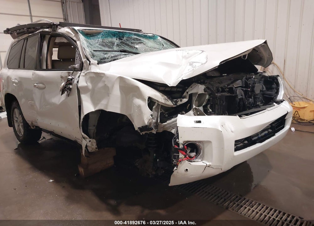 2013 TOYOTA LAND CRUISER V8 VIN: JTMHY7AJ2D4018607