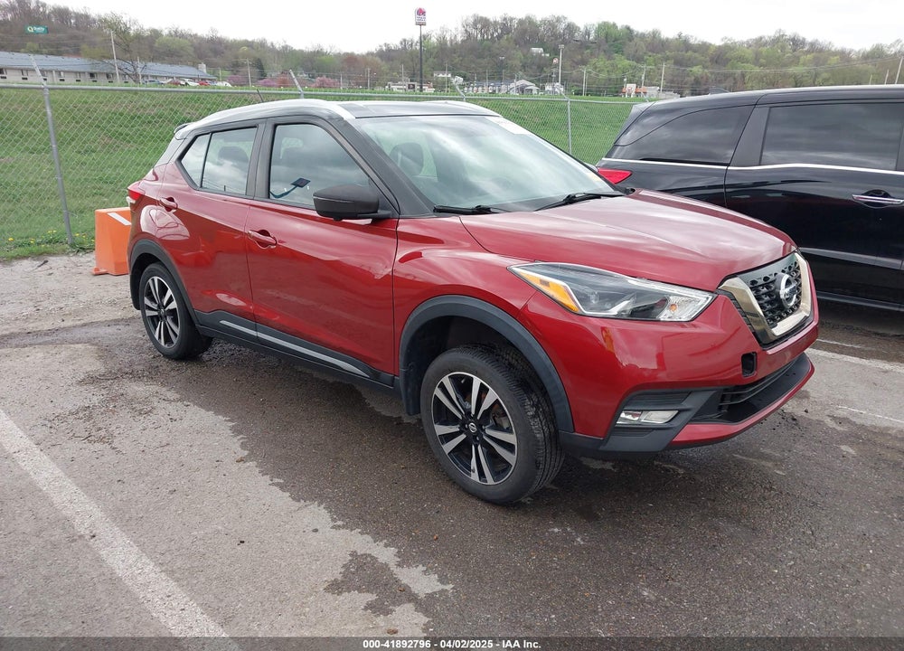2019 NISSAN KICKS SR VIN: 3N1CP5CU2KL543850