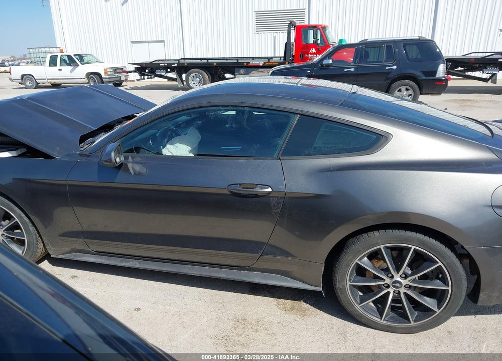 2016 FORD MUSTANG VIN: 1FA6P8TH3G5242922