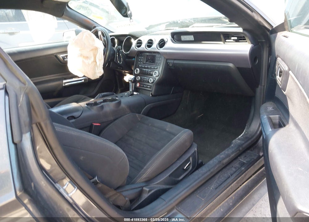2016 FORD MUSTANG VIN: 1FA6P8TH3G5242922