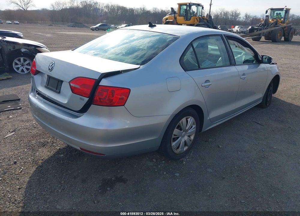 2014 VOLKSWAGEN JETTA 1.8T SE VIN: 3VWD17AJ4EM266248