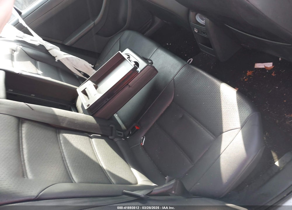 2014 VOLKSWAGEN JETTA 1.8T SE VIN: 3VWD17AJ4EM266248