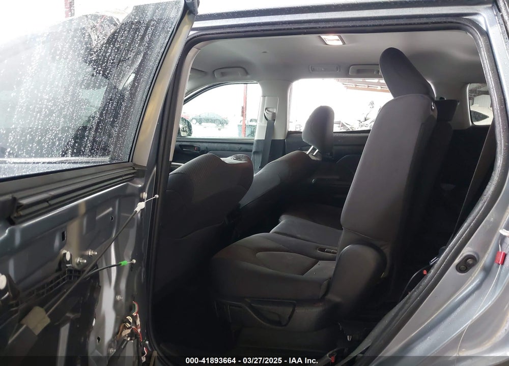 2022 TOYOTA HIGHLANDER LE VIN: 5TDZZRAH2NS135247