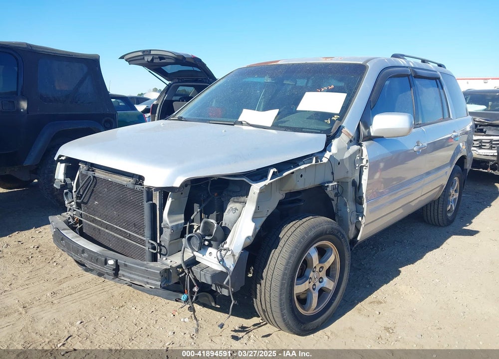 2006 HONDA PILOT EX-L VIN: 5FNYF28536B011100