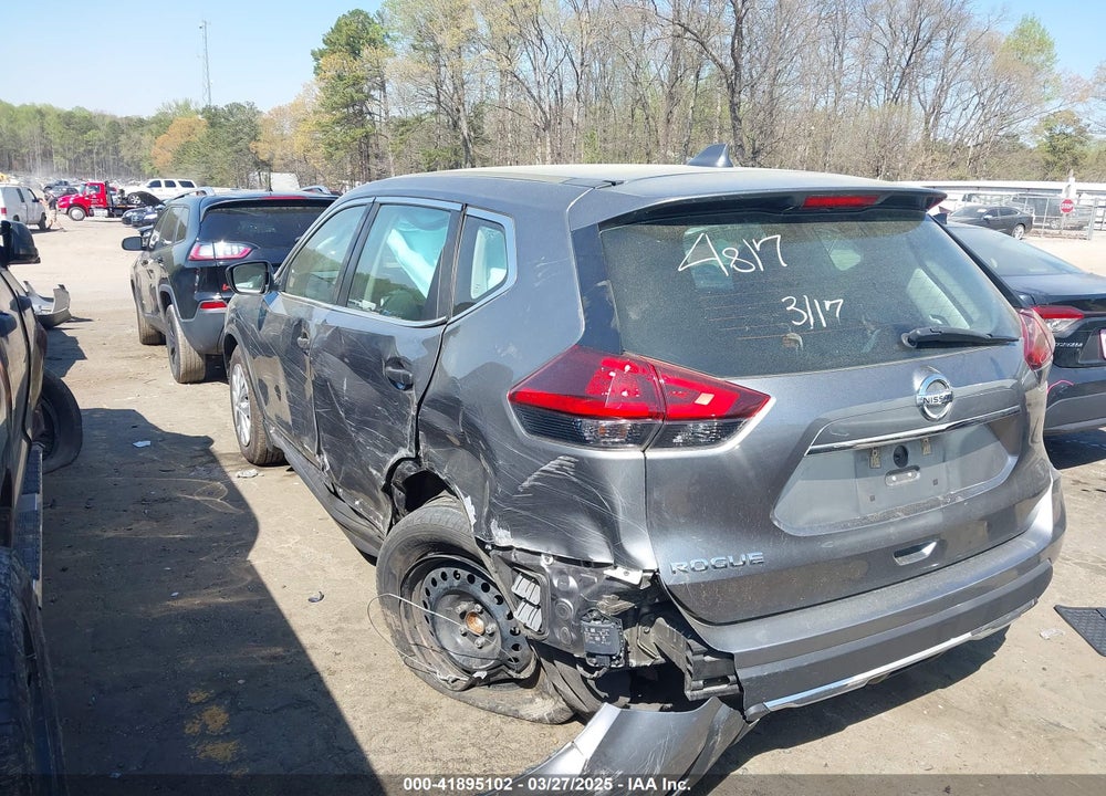 2018 NISSAN ROGUE VIN: 5N1AT2MT4JC754817