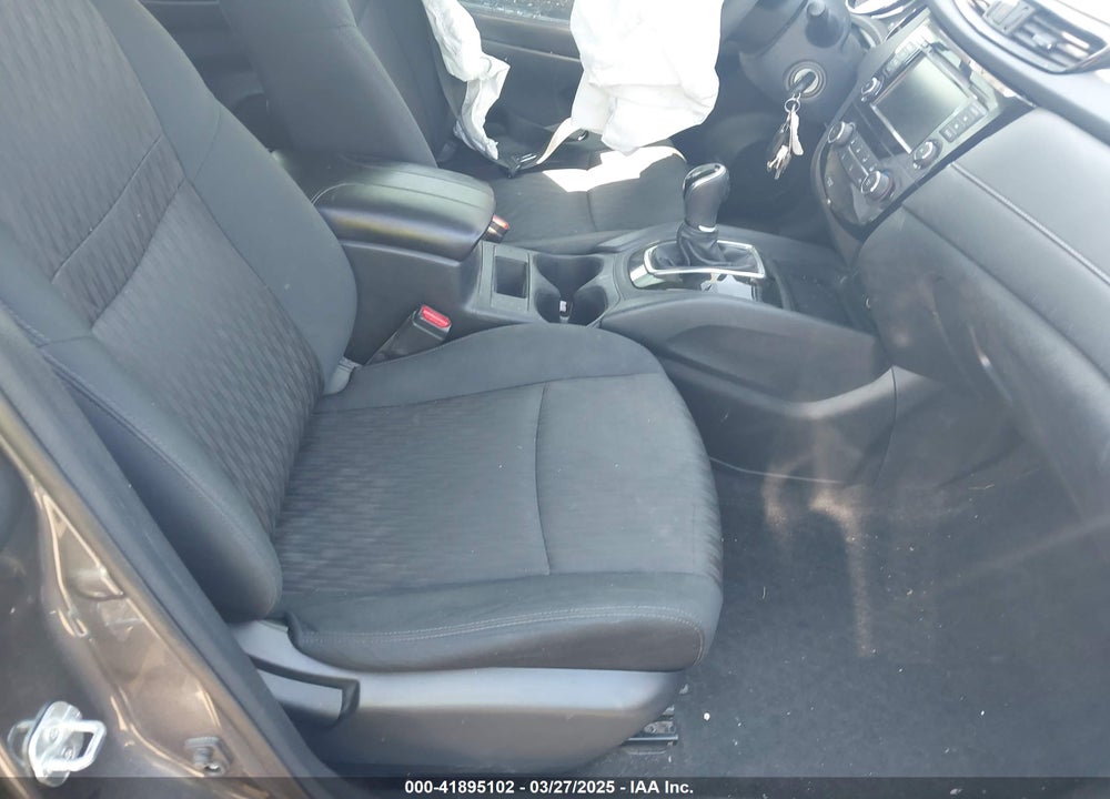 2018 NISSAN ROGUE VIN: 5N1AT2MT4JC754817