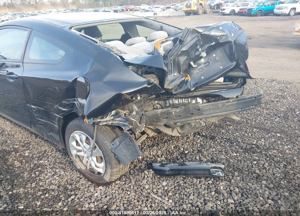 2015 HONDA CIVIC VIN: 2HGFG3B50FH530314