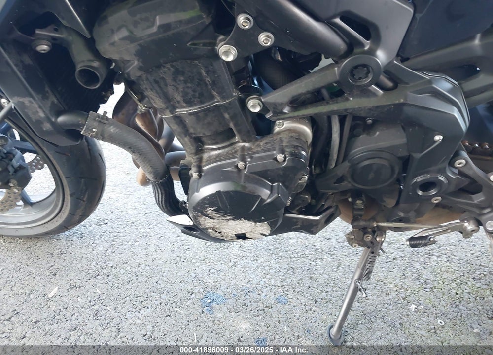 2022 KAWASAKI ZR900 F VIN: ML5ZRDF18NDA54180