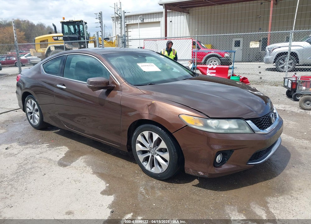 2013 HONDA ACCORD EX-L VIN: 1HGCT1B83DA023593