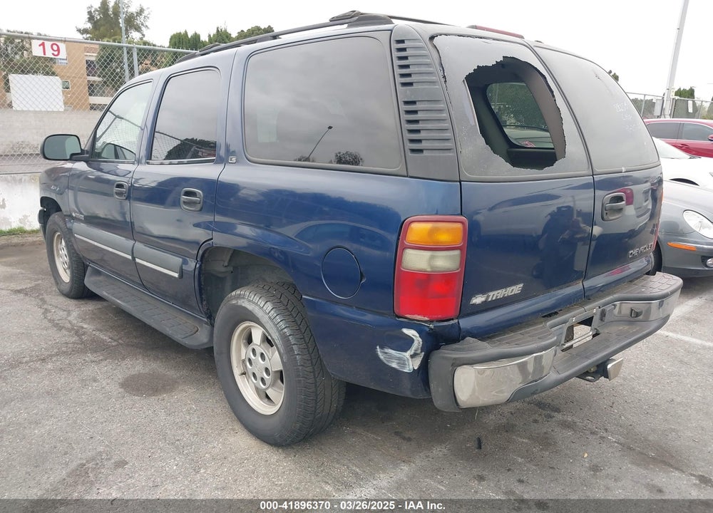 2002 CHEVROLET TAHOE LS VIN: 1GNEC13T92R201832