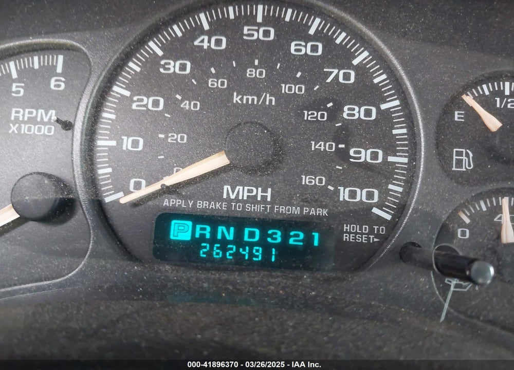 2002 CHEVROLET TAHOE LS VIN: 1GNEC13T92R201832