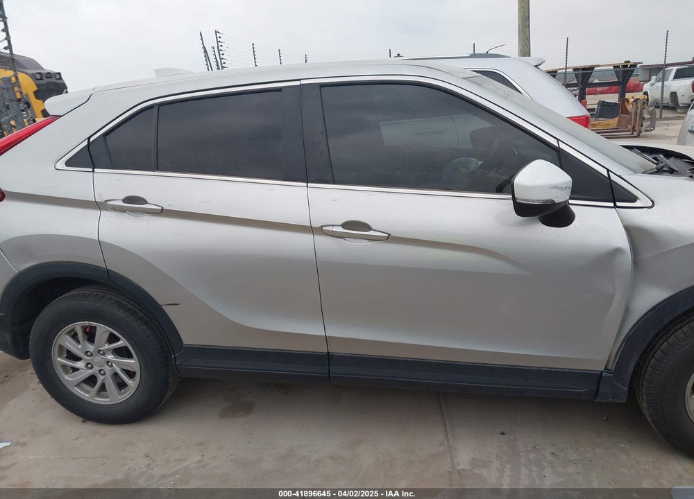 2018 MITSUBISHI ECLIPSE CROSS ES VIN: JA4AT3AA6JZ067326
