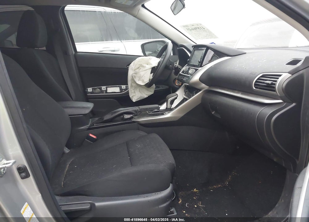 2018 MITSUBISHI ECLIPSE CROSS ES VIN: JA4AT3AA6JZ067326