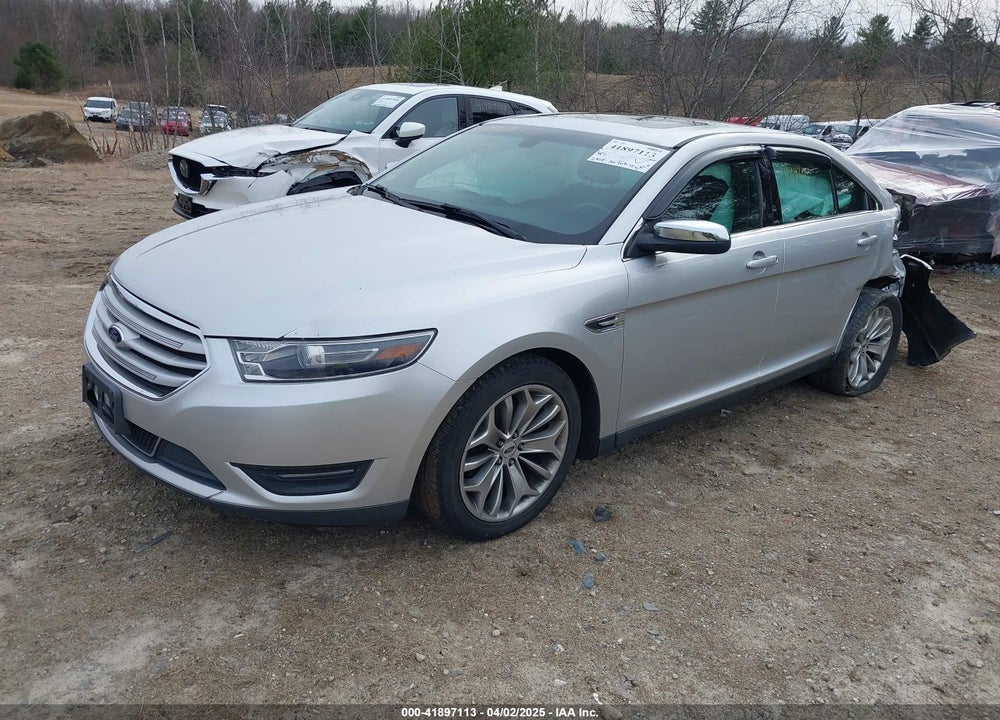 2015 FORD TAURUS LIMITED VIN: 1FAHP2F8XFG180200