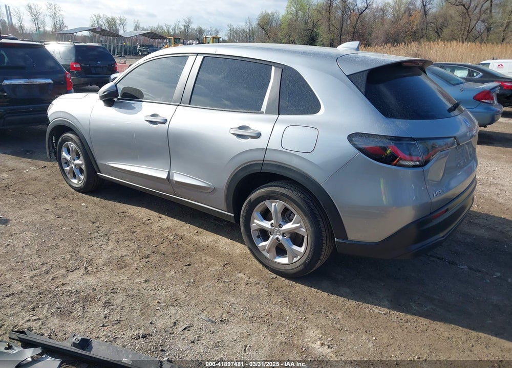2024 HONDA HR-V VIN: 3CZRZ2H39RM717198