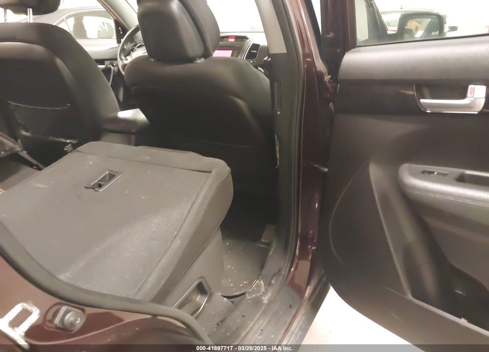 2014 KIA SORENTO VIN: 5XYKT3A66EG467249