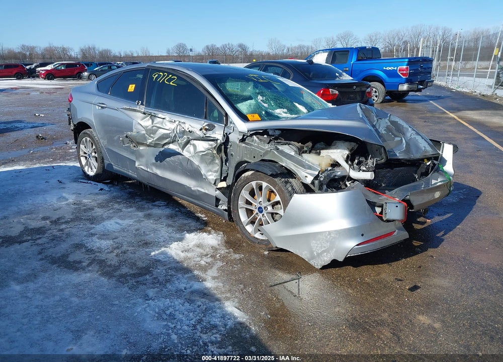 2020 FORD FUSION SE VIN: 3FA6P0HDXLR146820
