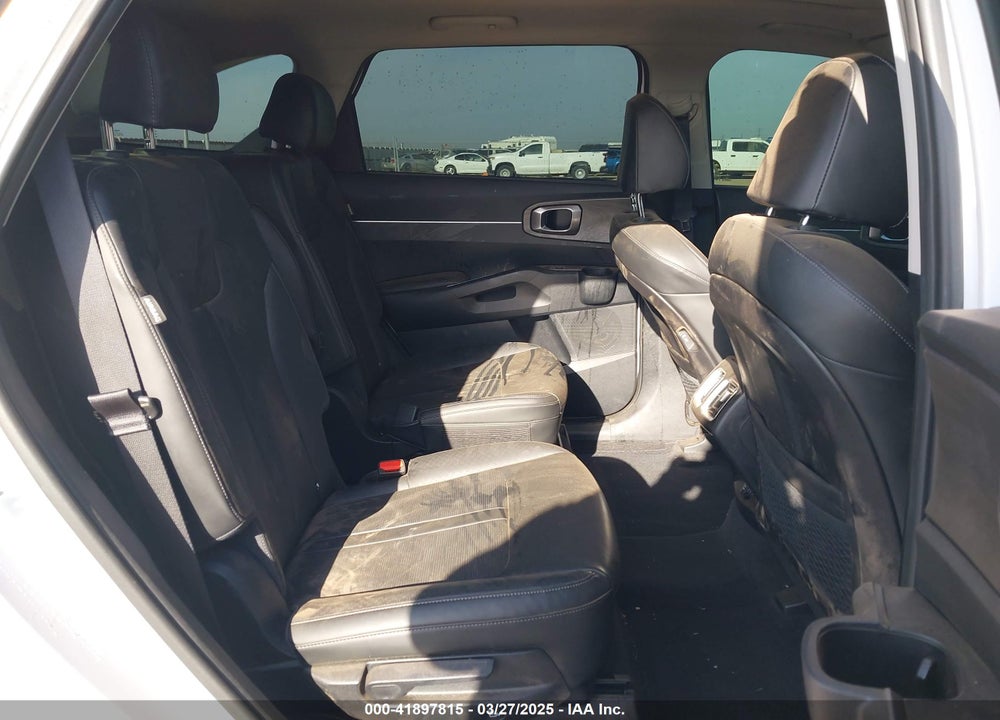 2024 KIA SORENTO VIN: 5XYRHDJF2RG255010