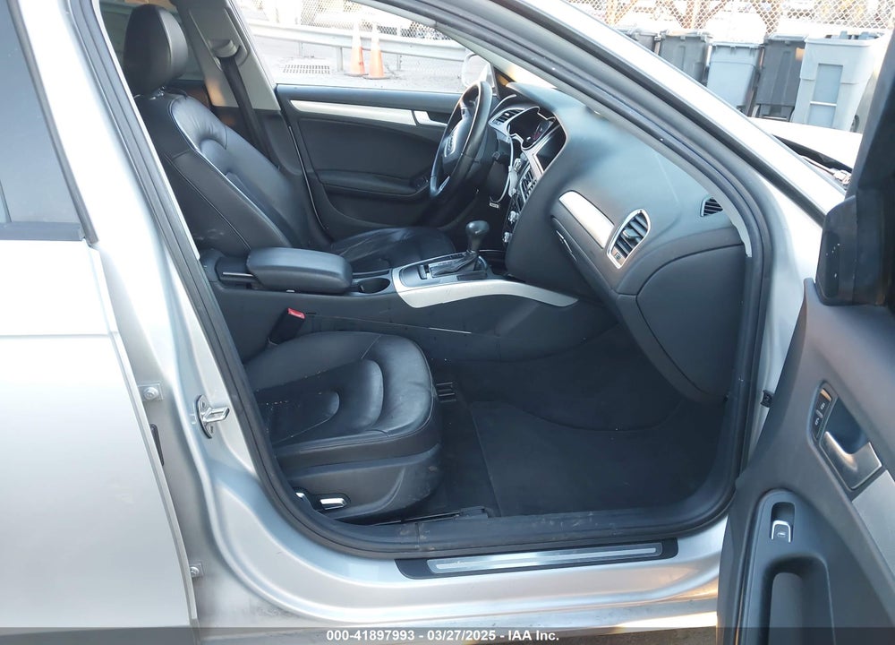2013 AUDI A4 VIN: WAUAFAFL2DN021089