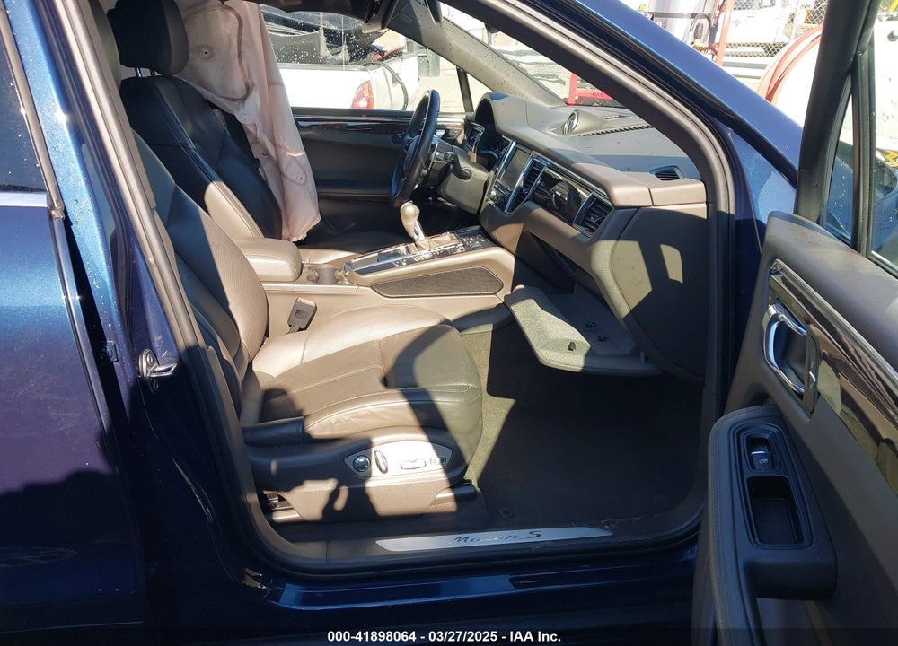 2015 PORSCHE MACAN S VIN: WP1AB2A54FLB71702