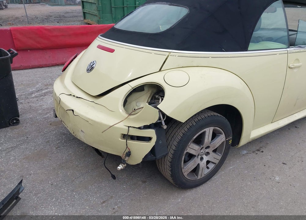 2006 VOLKSWAGEN BEETLE VIN: 3VWRG31Y76M323800