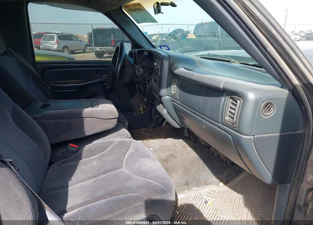 1999 GMC SIERRA 1500 SL VIN: 1GTEC14W1XZ532526