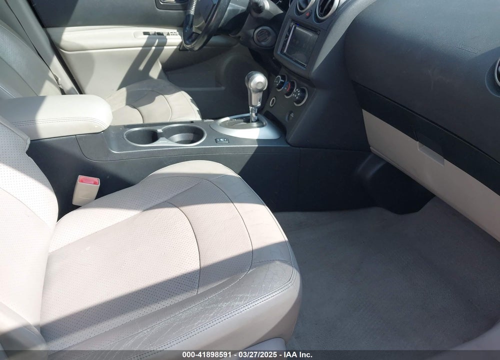 2010 NISSAN ROGUE VIN: JN8AS5MTXAW001532