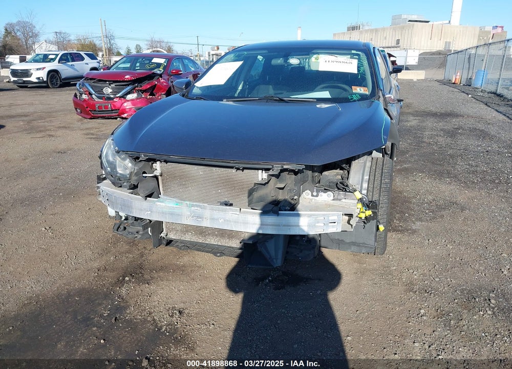 2017 HONDA CIVIC VIN: 19XFC2F51HE205118