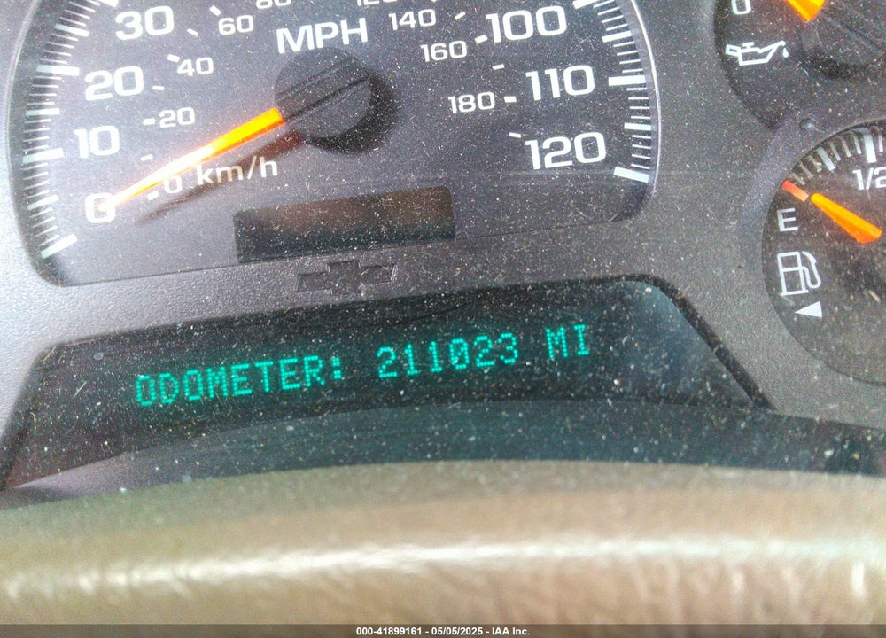 2004 CHEVROLET TRAILBLAZER LT VIN: 1GNDT13S842141055