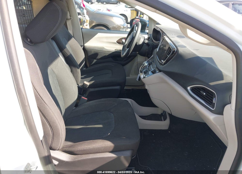 2024 CHRYSLER VOYAGER LX VIN: 2C4RC1CG1RR108448