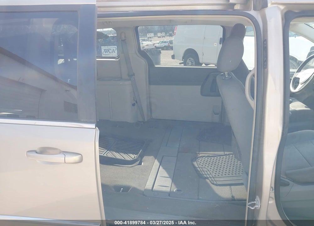 2009 CHRYSLER TOWN & COUNTRY TOURING VIN: 2A8HR54179R678913