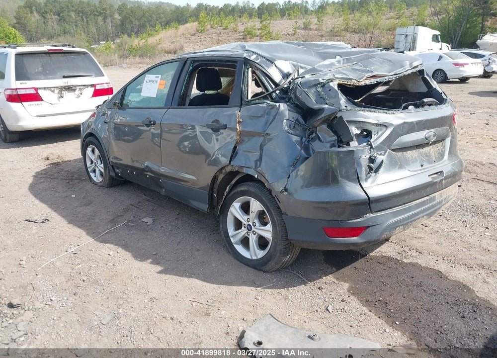 2015 FORD ESCAPE S VIN: 1FMCU0F75FUB24347