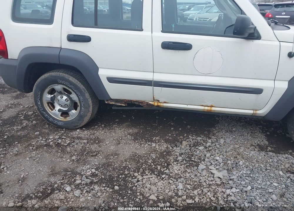 2003 JEEP LIBERTY SPORT VIN: 1J4GL48K83W671530