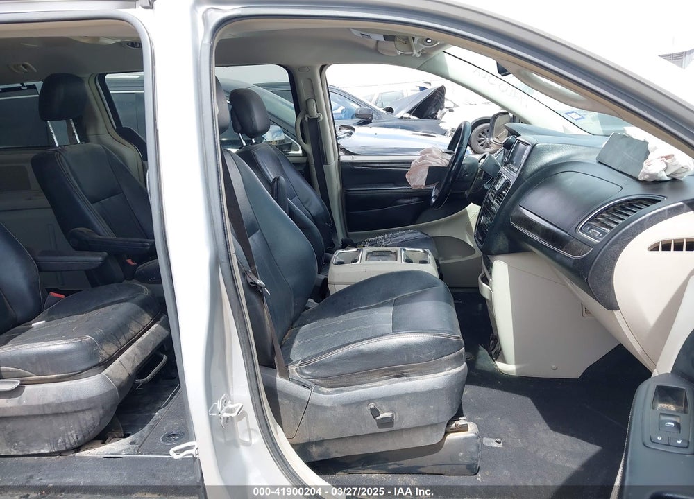 2012 CHRYSLER TOWN & COUNTRY TOURING-L VIN: 2C4RC1CG5CR208592