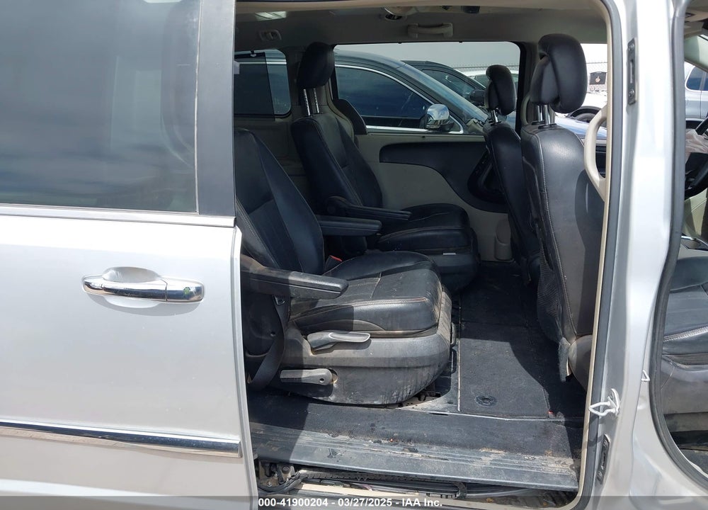 2012 CHRYSLER TOWN & COUNTRY TOURING-L VIN: 2C4RC1CG5CR208592