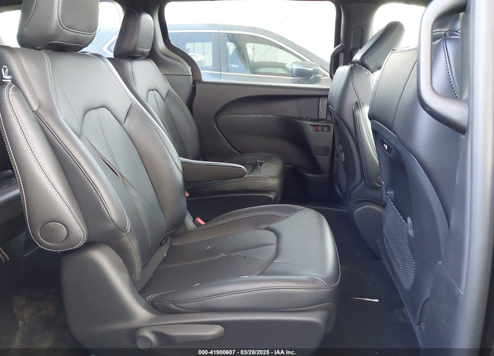 2025 CHRYSLER PACIFICA HYBRID SELECT VIN: 2C4RC1S75SR502350
