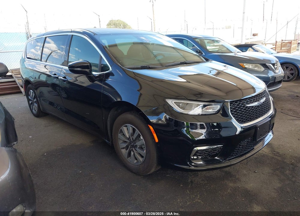 2025 CHRYSLER PACIFICA HYBRID SELECT VIN: 2C4RC1S75SR502350