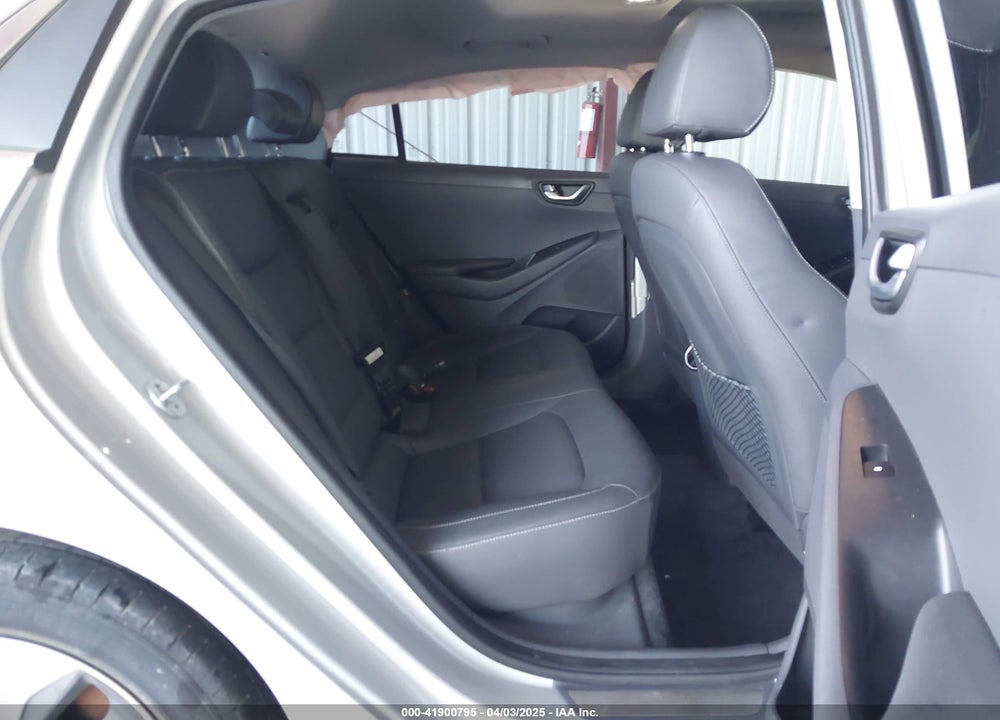 2019 HYUNDAI IONIQ ELECTRIC LIMITED VIN: KMHC05LH1KU045631