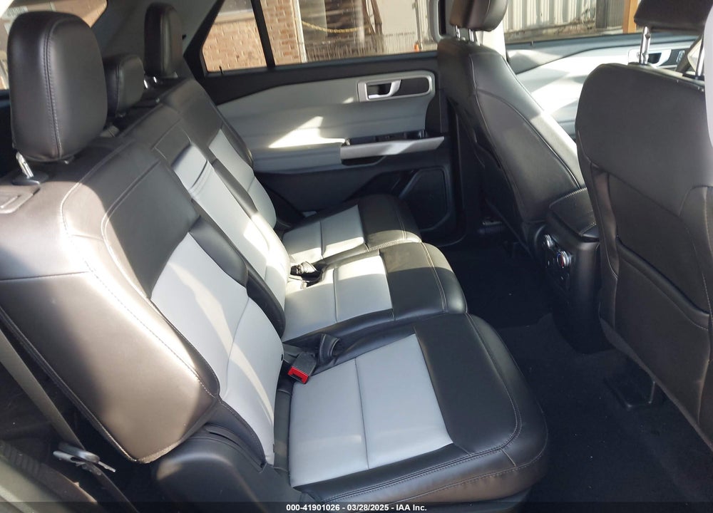 2022 FORD EXPLORER XLT VIN: 1FMSK8DHXNGC18409