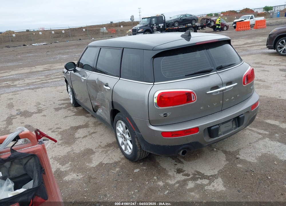 2017 MINI CLUBMAN VIN: WMWLN5C53H2E32472