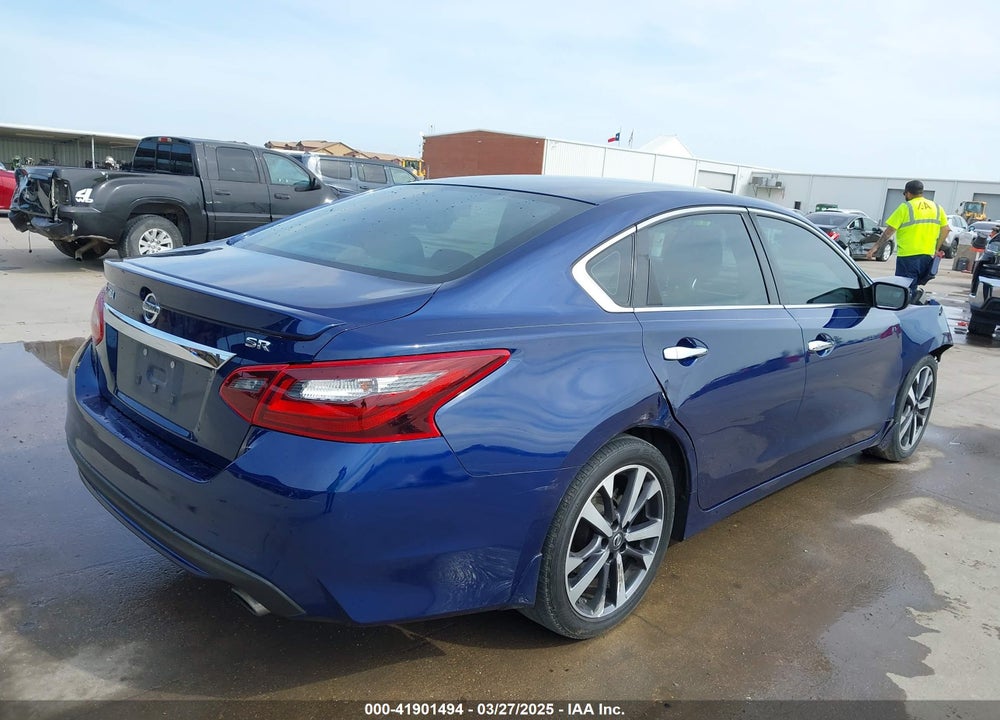 2017 NISSAN ALTIMA VIN: 1N4AL3AP9HN336422