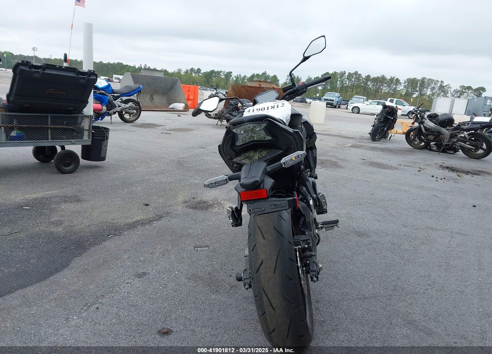 2024 KAWASAKI ER650 P VIN: ML5EREP11RDAD3840