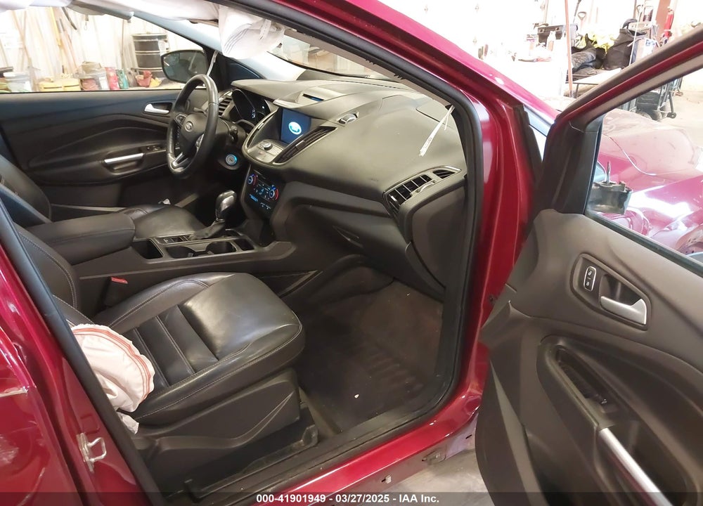 2018 FORD ESCAPE VIN: 1FMCU9HD7JUB52313