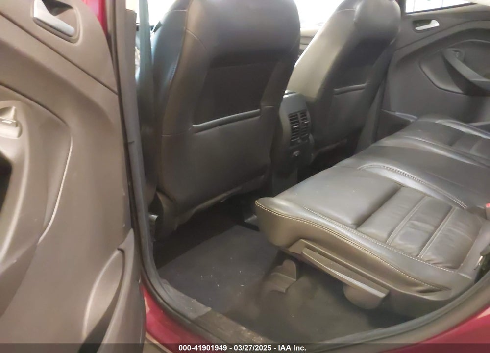 2018 FORD ESCAPE VIN: 1FMCU9HD7JUB52313