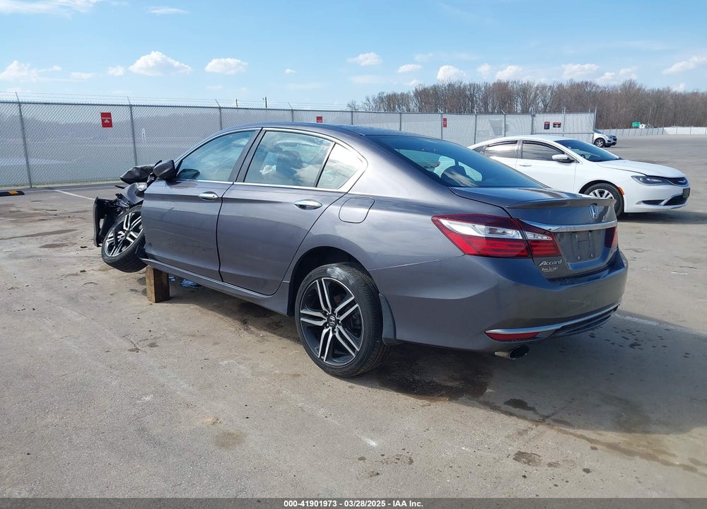 2016 HONDA ACCORD VIN: 1HGCR2F51GA202935