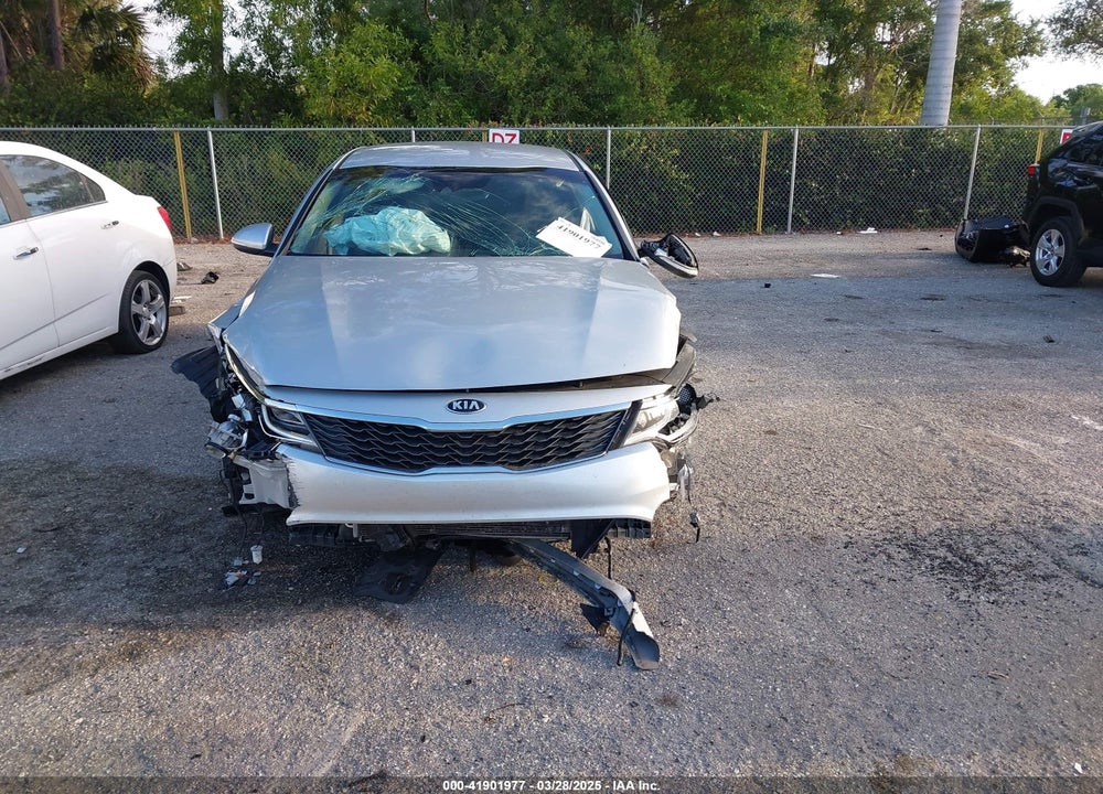 2020 KIA OPTIMA VIN: 5XXGT4L33LG438808