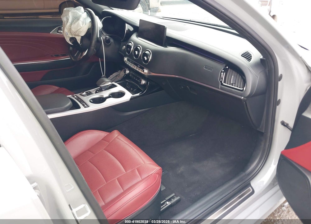 2023 KIA STINGER VIN: KNAE55LCXP6128440