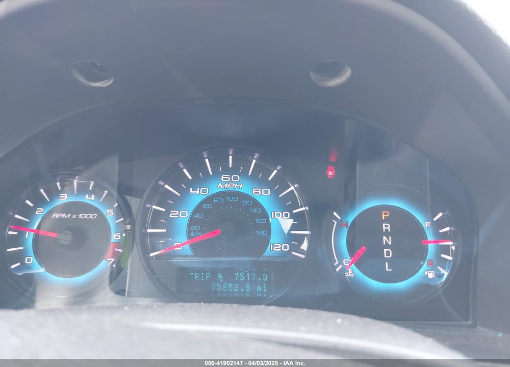 2011 FORD FUSION VIN: 3FAHP0HA4BR206586