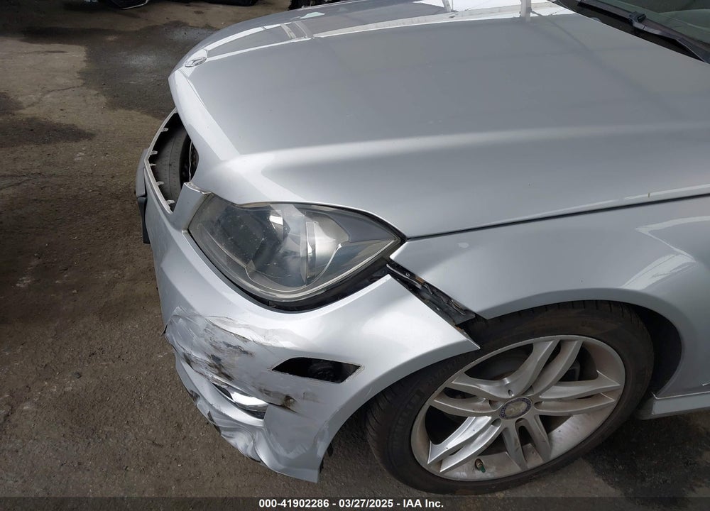2012 MERCEDES-BENZ C 250 VIN: WDDGF4HB3CR217817