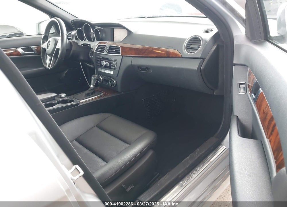 2012 MERCEDES-BENZ C 250 VIN: WDDGF4HB3CR217817